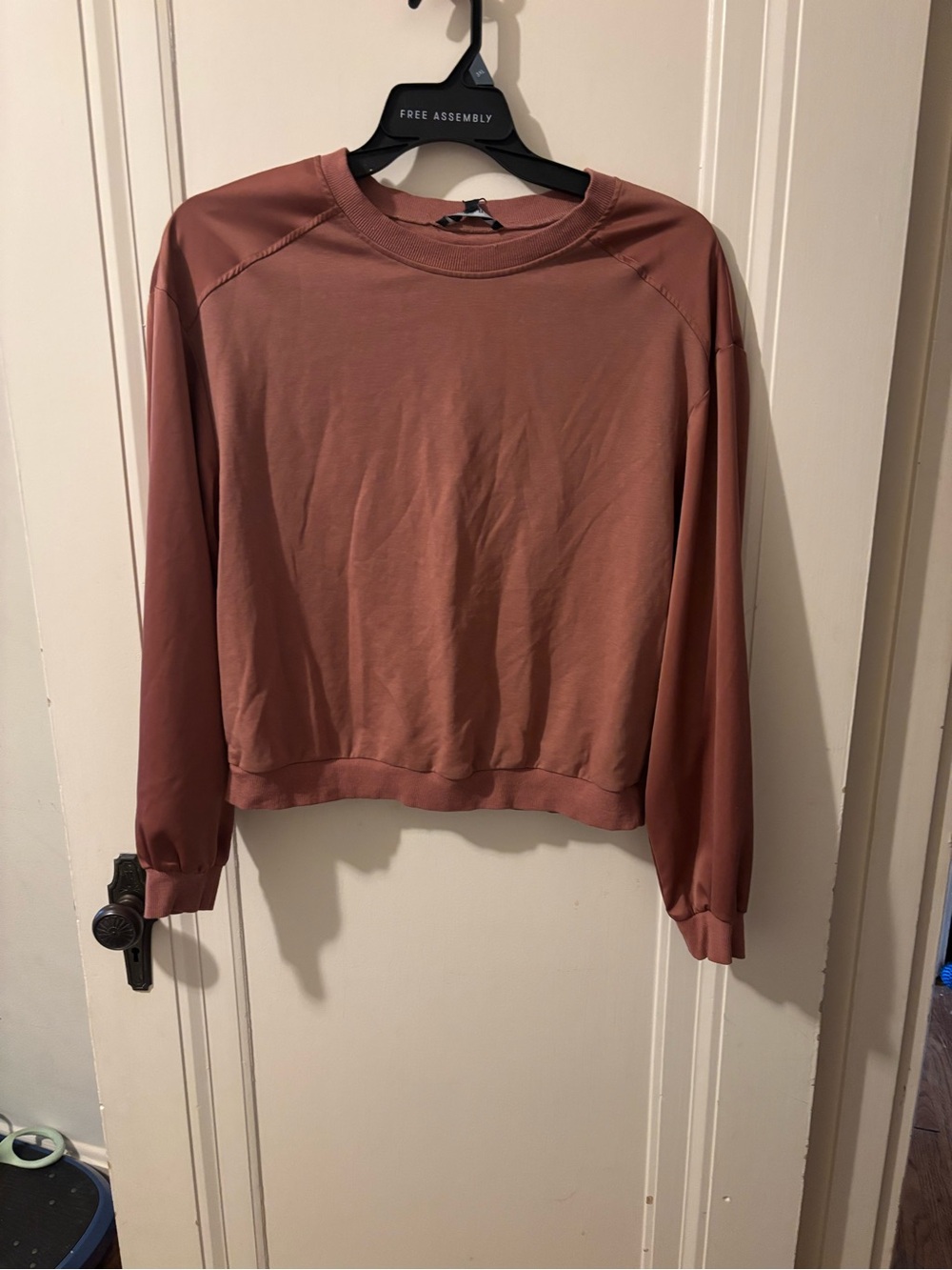 Strut & Bolt Women's Rust Crewneck Sweatshirt Large